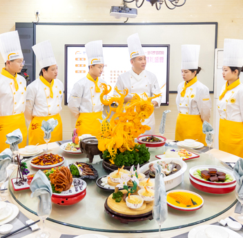 在新疆新东方学厨师能学会吗